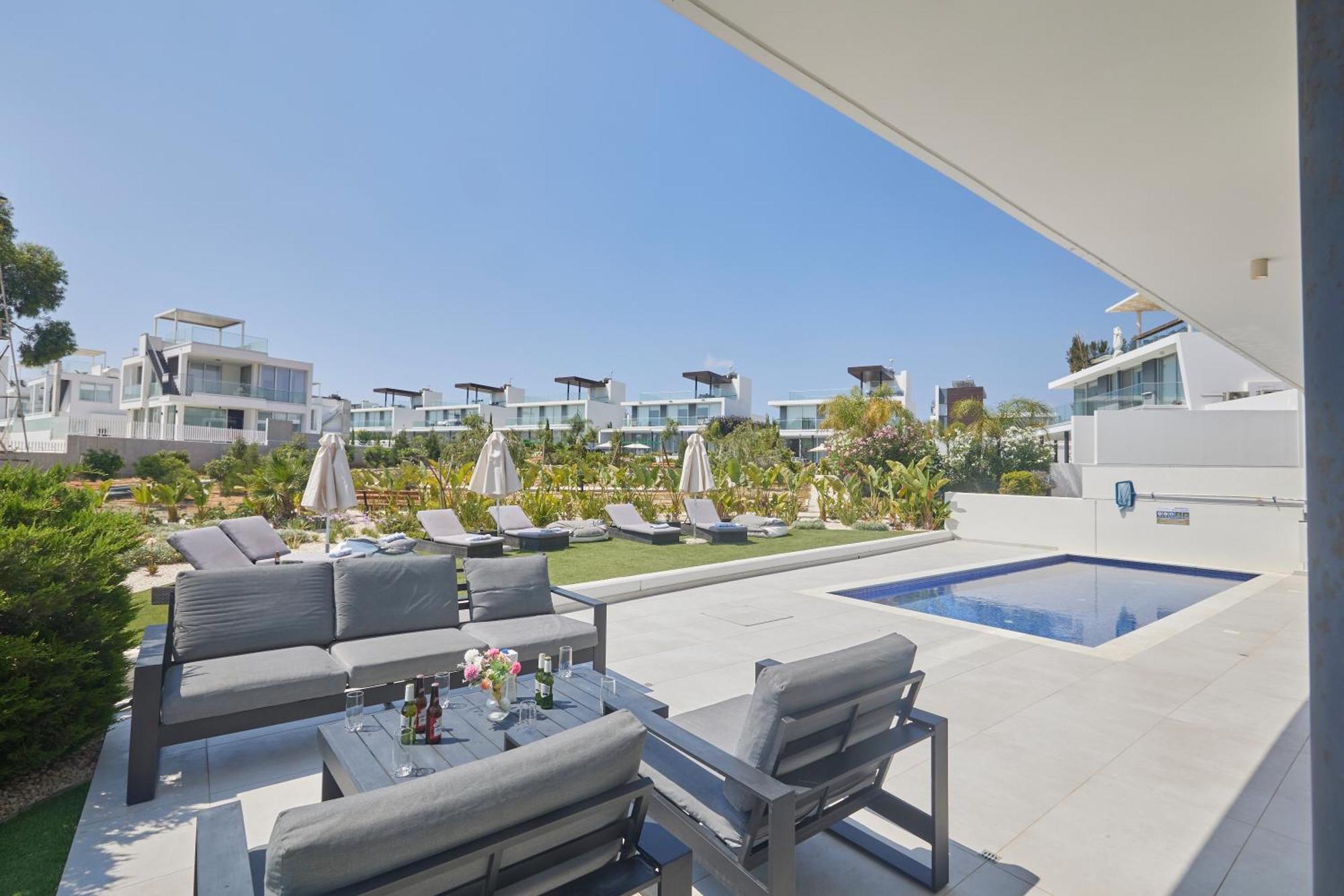 Olivine Pearl Villas Protaras Exterior photo